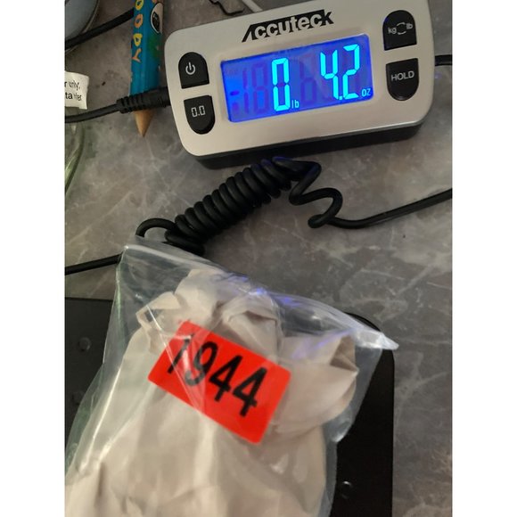 Nativity Manager Replacement Piece Wiseman Kneeling wiseman 5 Inch Maroon Robe a - Picture 12 of 12